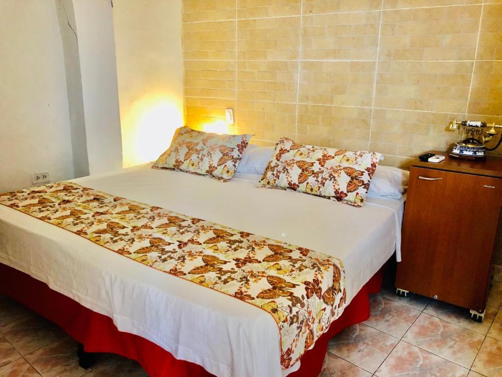 Antigua Calle Almudena Hotel Cartagena 外观 照片