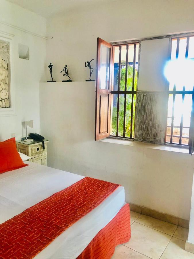 Antigua Calle Almudena Hotel Cartagena 外观 照片